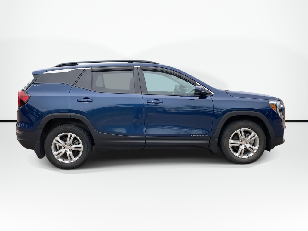 2022 GMC TERRAIN SLE in Saint John, New Brunswick - 9 - w1024h768px
