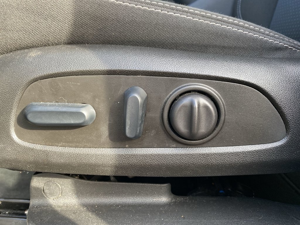 2023 GMC TERRAIN in Antigonish, Nova Scotia - 12 - w1024h768px