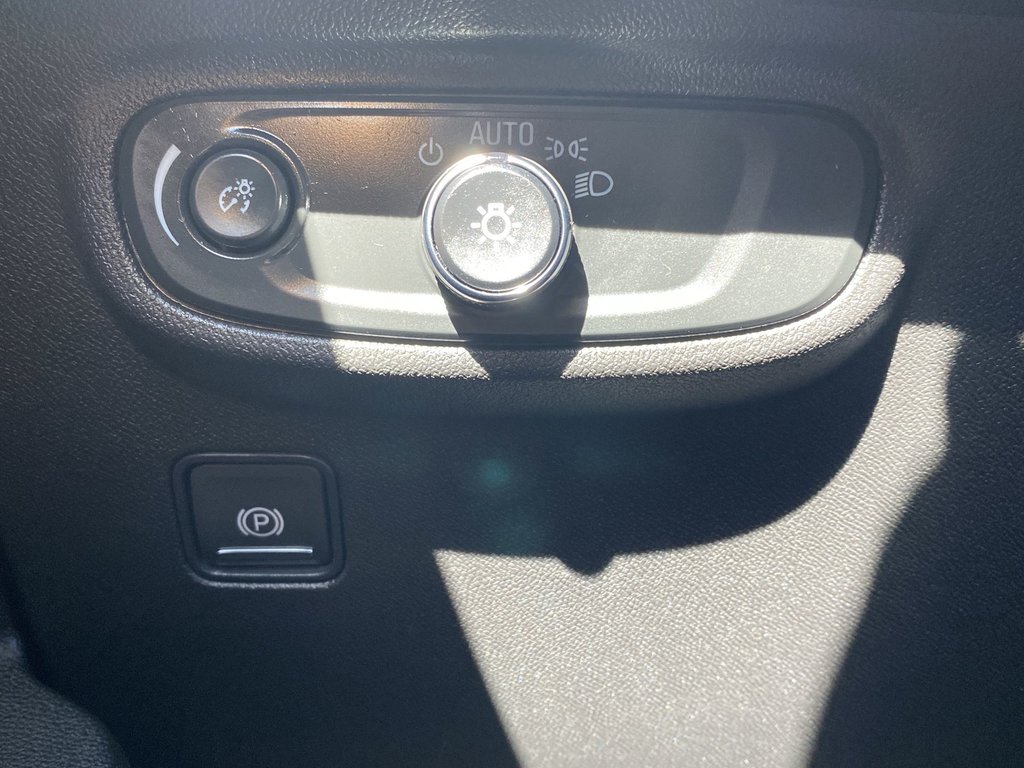 2024 GMC TERRAIN SLE in Saint John, New Brunswick - 26 - w1024h768px