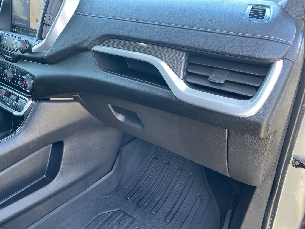 2024 GMC TERRAIN SLE in Saint John, New Brunswick - 35 - w1024h768px