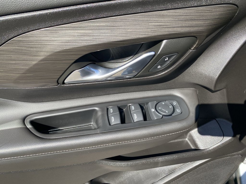 2024 GMC TERRAIN SLE in Saint John, New Brunswick - 13 - w1024h768px