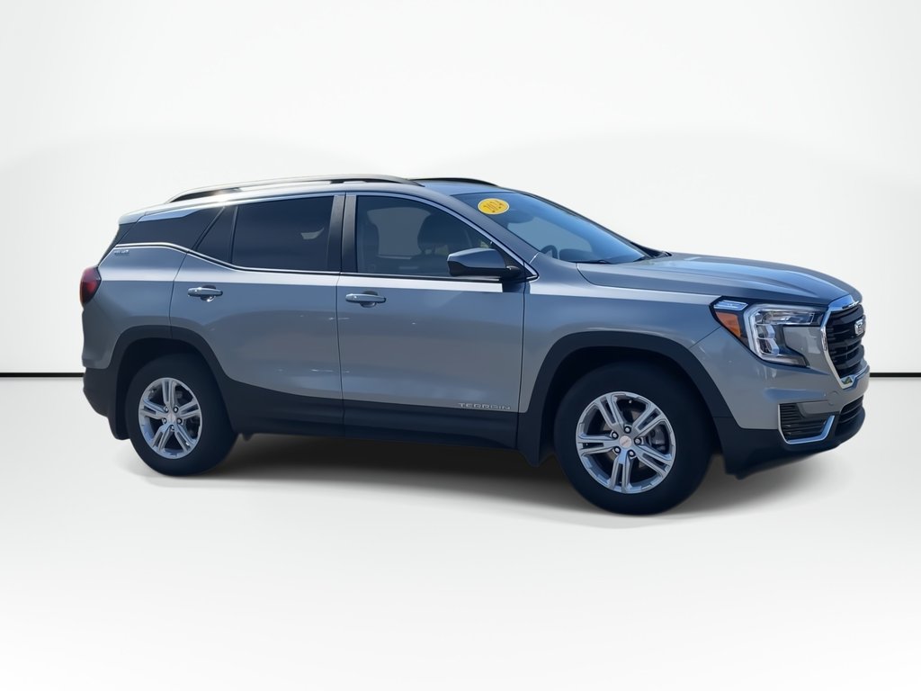 2024 GMC TERRAIN SLE in Saint John, New Brunswick - 2 - w1024h768px