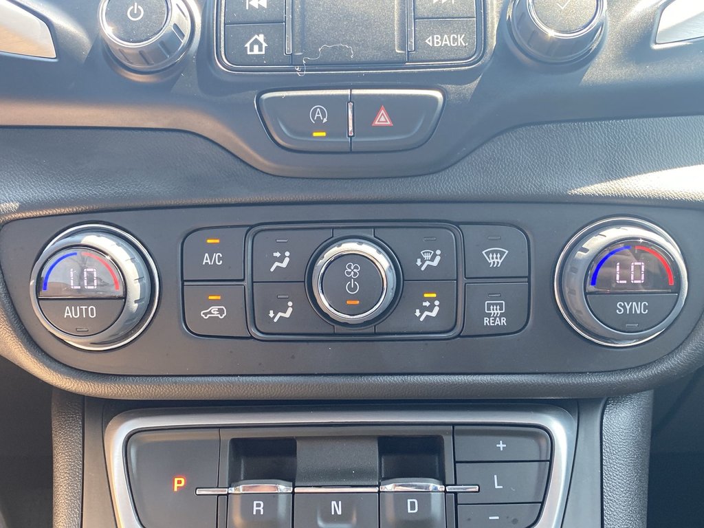 2024 GMC TERRAIN SLT | Htd Wheel | Cam | USB | Bluetooth in Saint John, New Brunswick - 23 - w1024h768px