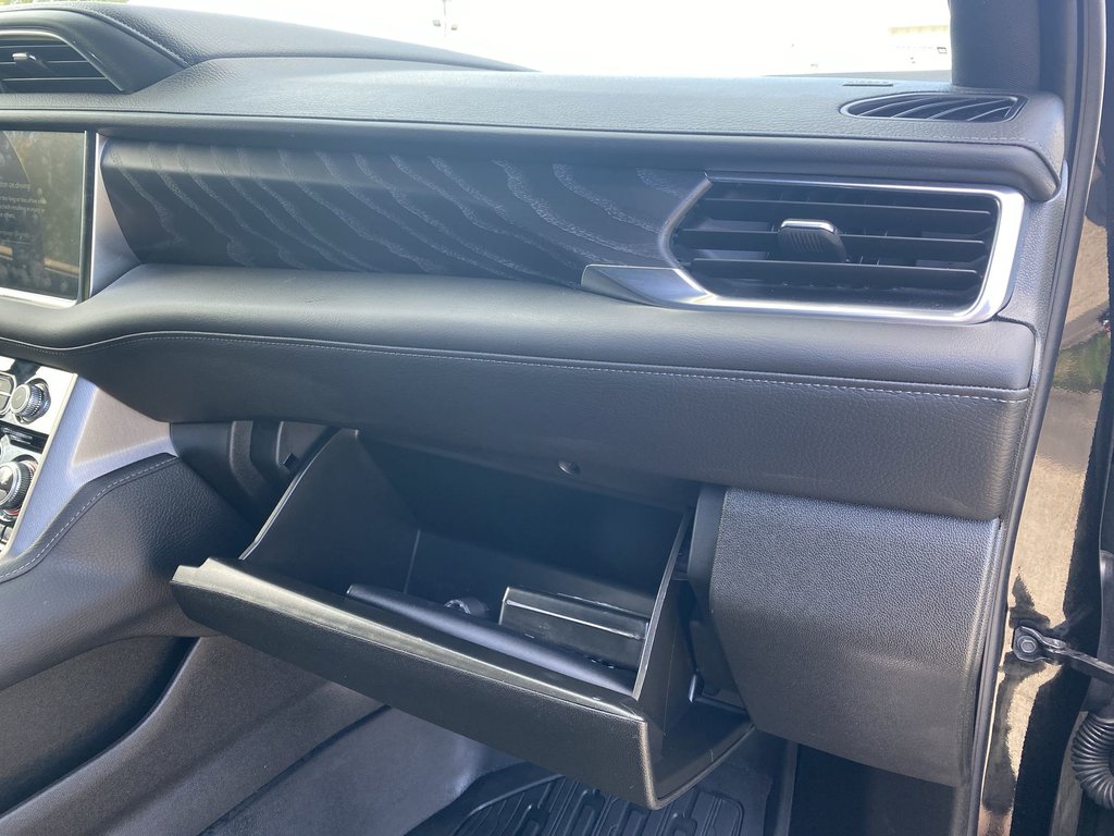 2024 GMC YUKON XL Denali | Ventilated Leather Seat | Htd Wheel | 4WD in Saint John, New Brunswick - 34 - w1024h768px
