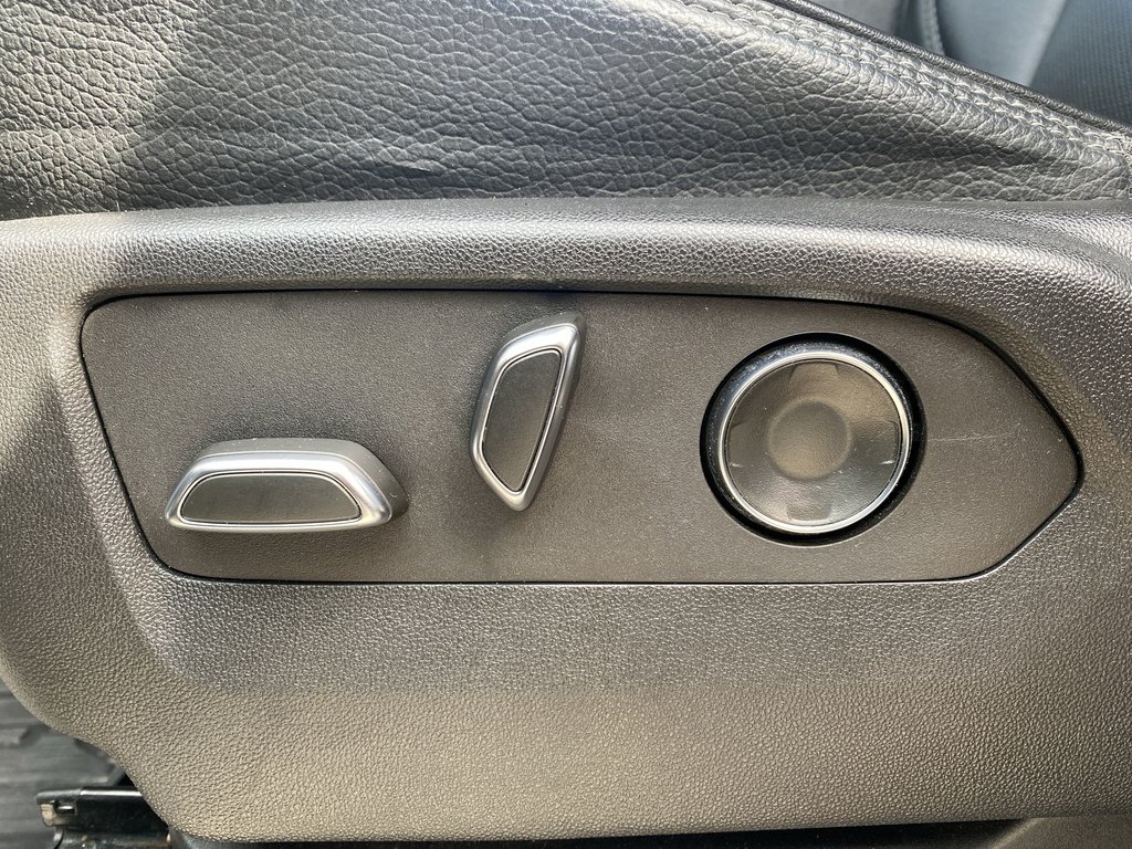 2024 GMC YUKON XL Denali | Ventilated Leather Seat | Htd Wheel | 4WD in Saint John, New Brunswick - 12 - w1024h768px