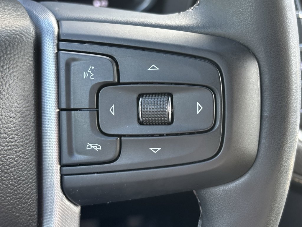 2023 GMC YUKON SLT | Leather | Nav | Htd Wheel | Cam | USB in Saint John, New Brunswick - 18 - w1024h768px