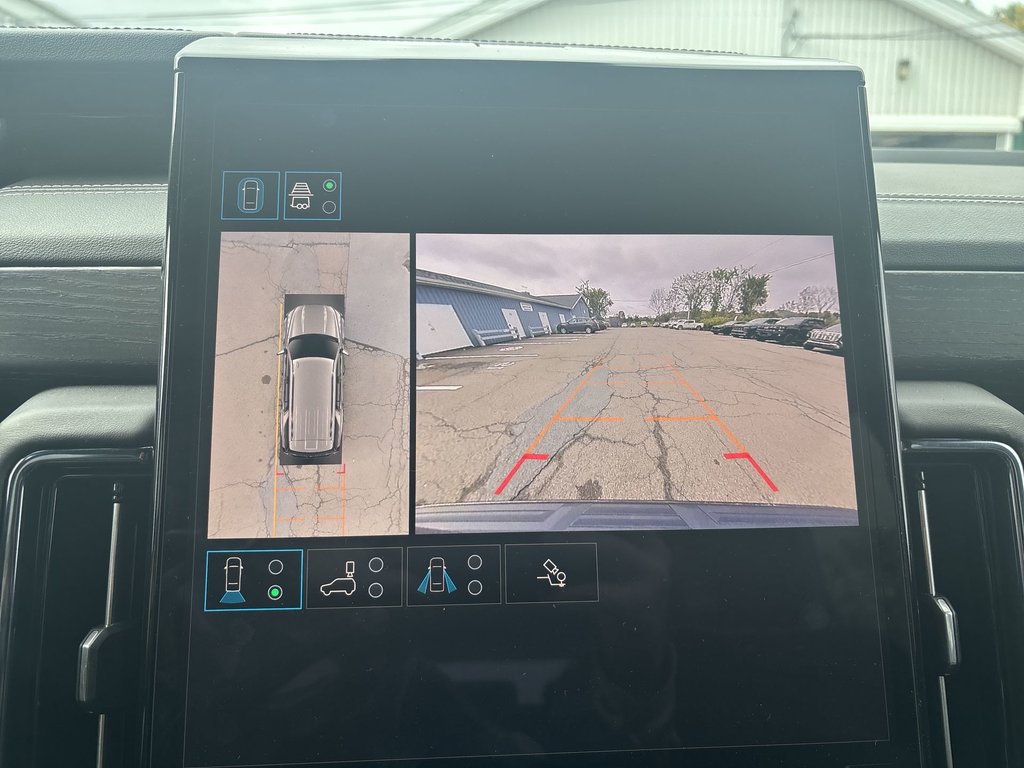 2025 GMC Yukon AT4 Ultimate | Leather | PanoRoof | Nav | Cam in Saint John, New Brunswick - 22 - w1024h768px