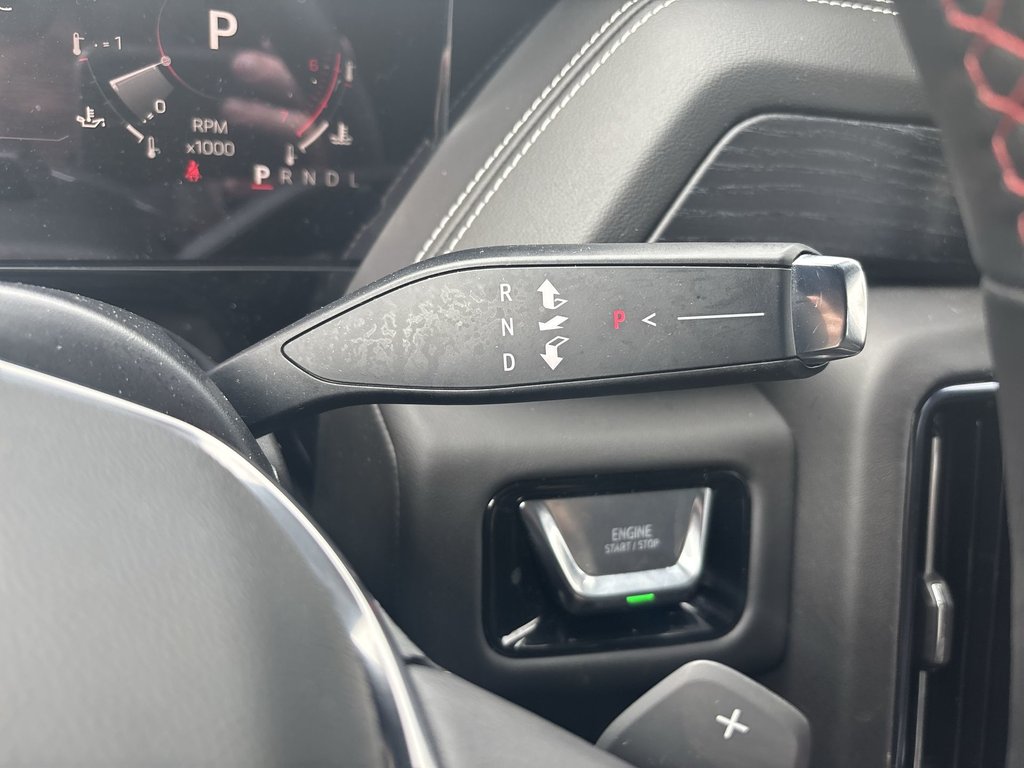 2025 GMC Yukon AT4 Ultimate | Leather | PanoRoof | Nav | Cam in Saint John, New Brunswick - 25 - w1024h768px
