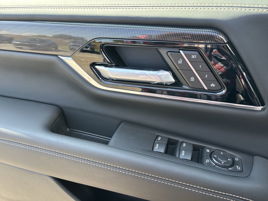 2026 GMC Yukon in Antigonish, Nova Scotia - 3 - w1024h768px