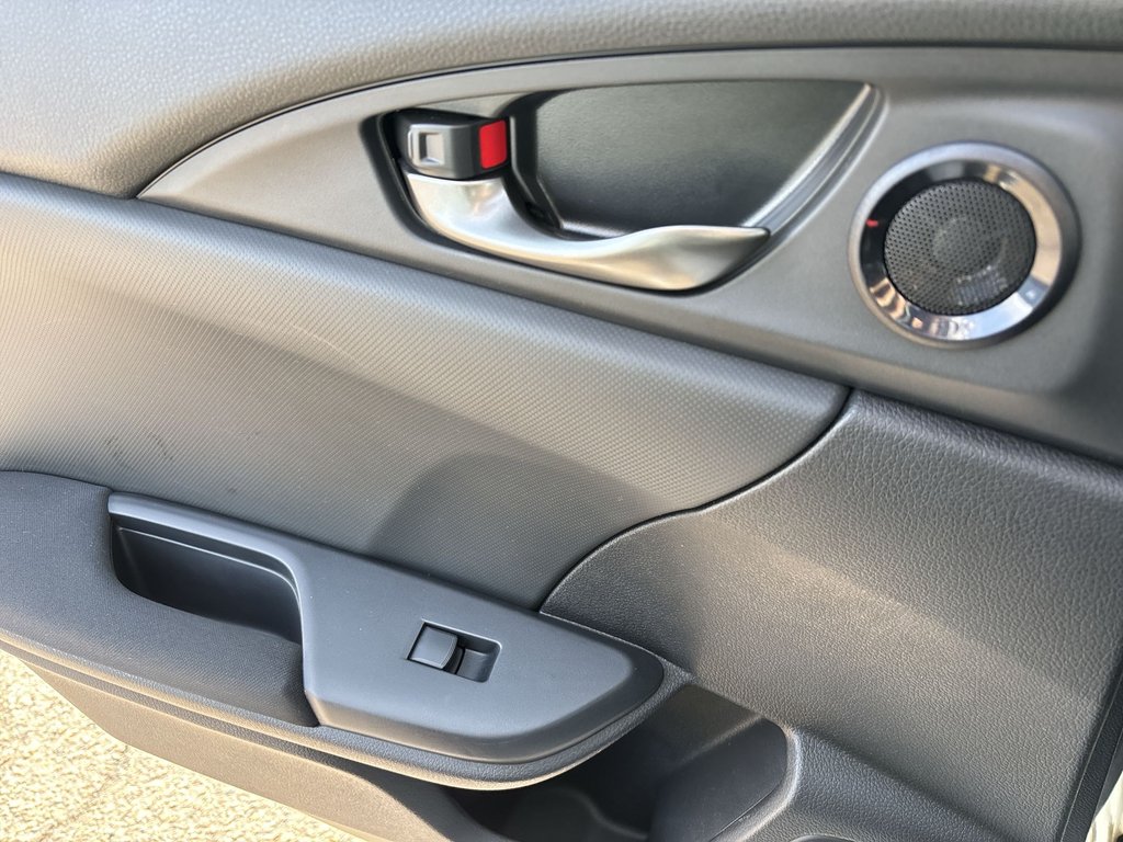 2020 Honda Civic Hatchback Sport | Roof | Cam | USB | Bluetooth | HtdSeats in Saint John, New Brunswick - 28 - w1024h768px