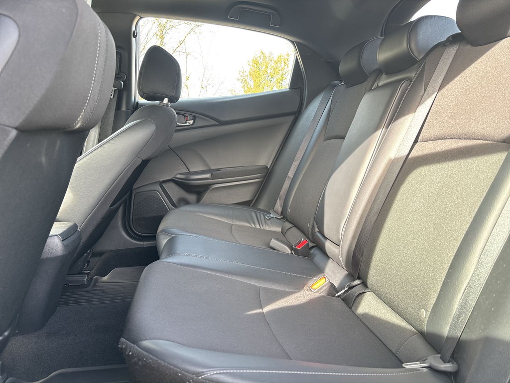 2020 Honda Civic Hatchback Sport | Roof | Cam | USB | Bluetooth | HtdSeats in Saint John, New Brunswick - 26 - w1024h768px