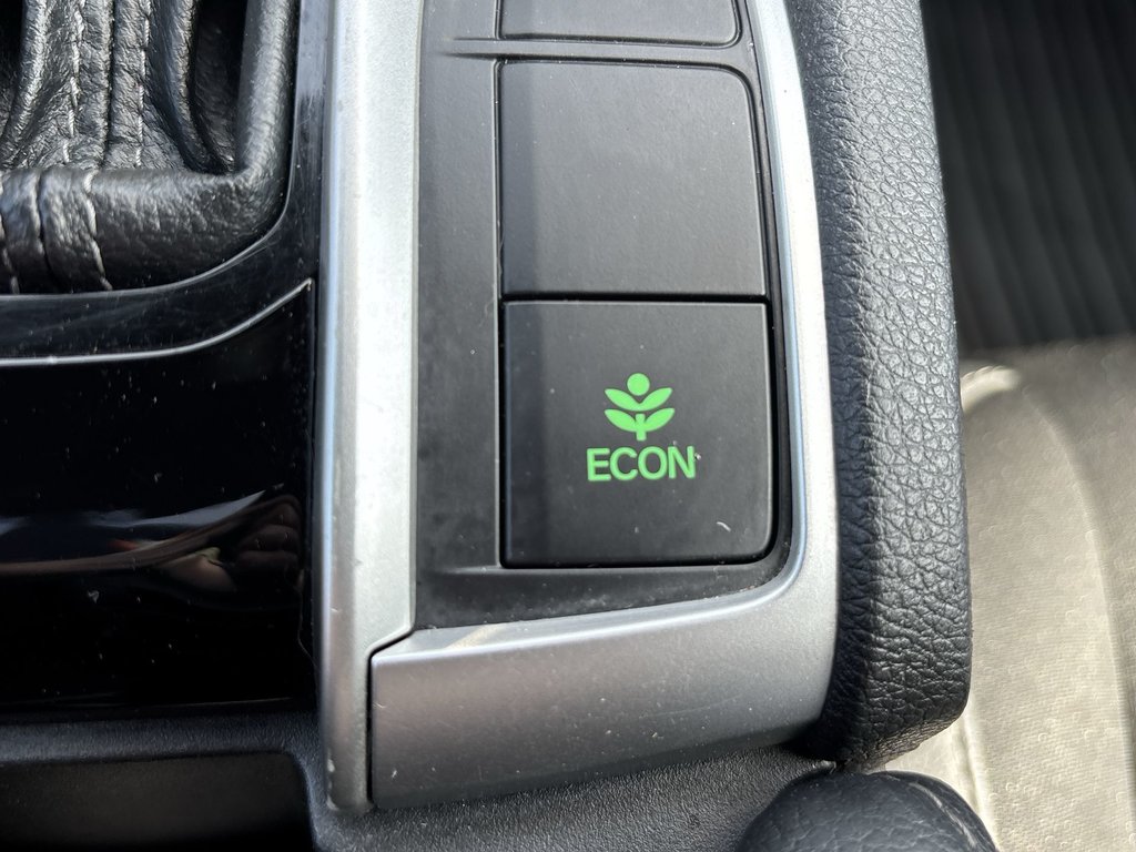 2020 Honda CIVIC SEDAN SPORT in Saint John, New Brunswick - 27 - w1024h768px