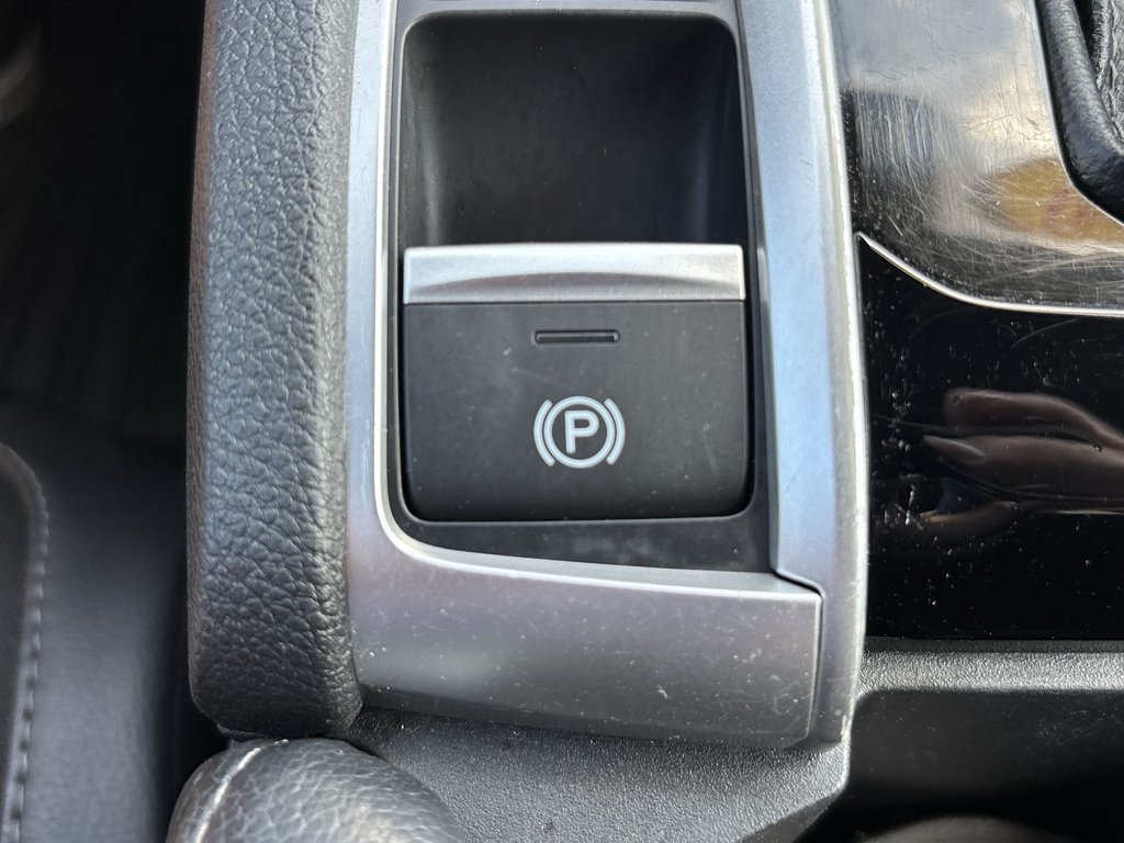 2020 Honda CIVIC SEDAN SPORT in Saint John, New Brunswick - 26 - w1024h768px