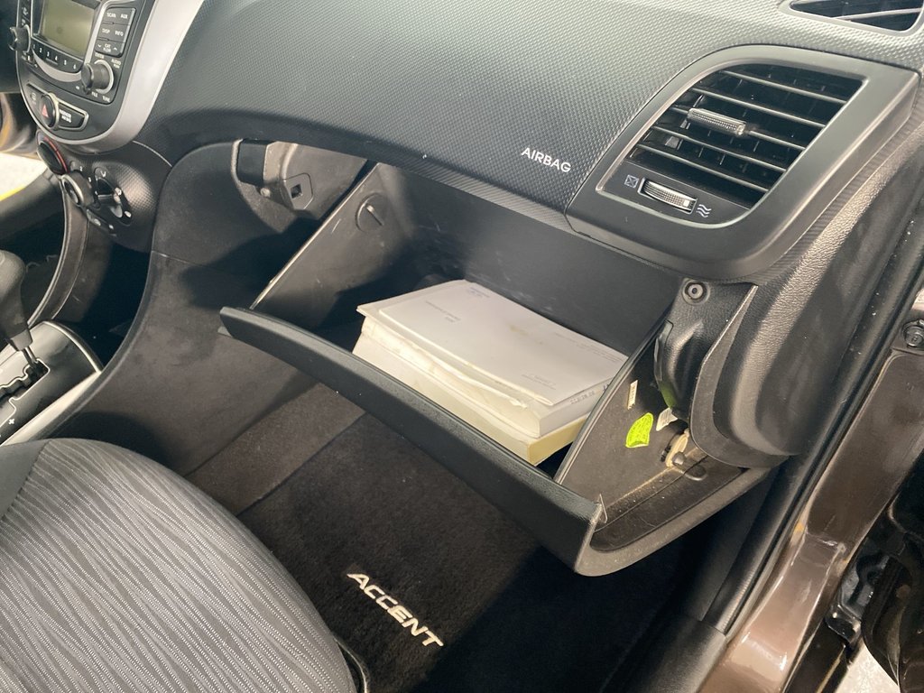 2015 Hyundai ACCENT LE | Cam | Bluetooth | Air Conditioning in Saint John, New Brunswick - 32 - w1024h768px