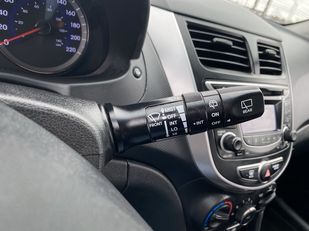 2015 Hyundai ACCENT LE | Cam | Bluetooth | Air Conditioning in Saint John, New Brunswick - 18 - w1024h768px