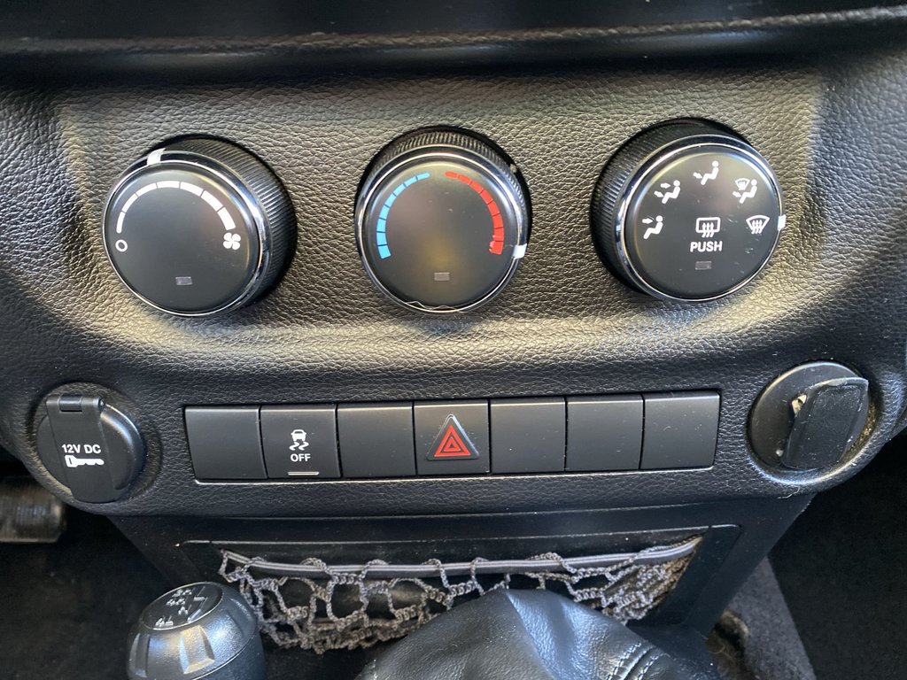 2014 Jeep WRANGLER SPORT | Cruise | Nav | CD | HillStartAssist in Saint John, New Brunswick - 21 - w1024h768px