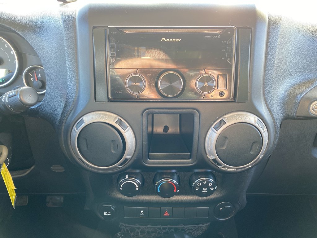 2014 Jeep WRANGLER SPORT | Cruise | Nav | CD | HillStartAssist in Saint John, New Brunswick - 20 - w1024h768px