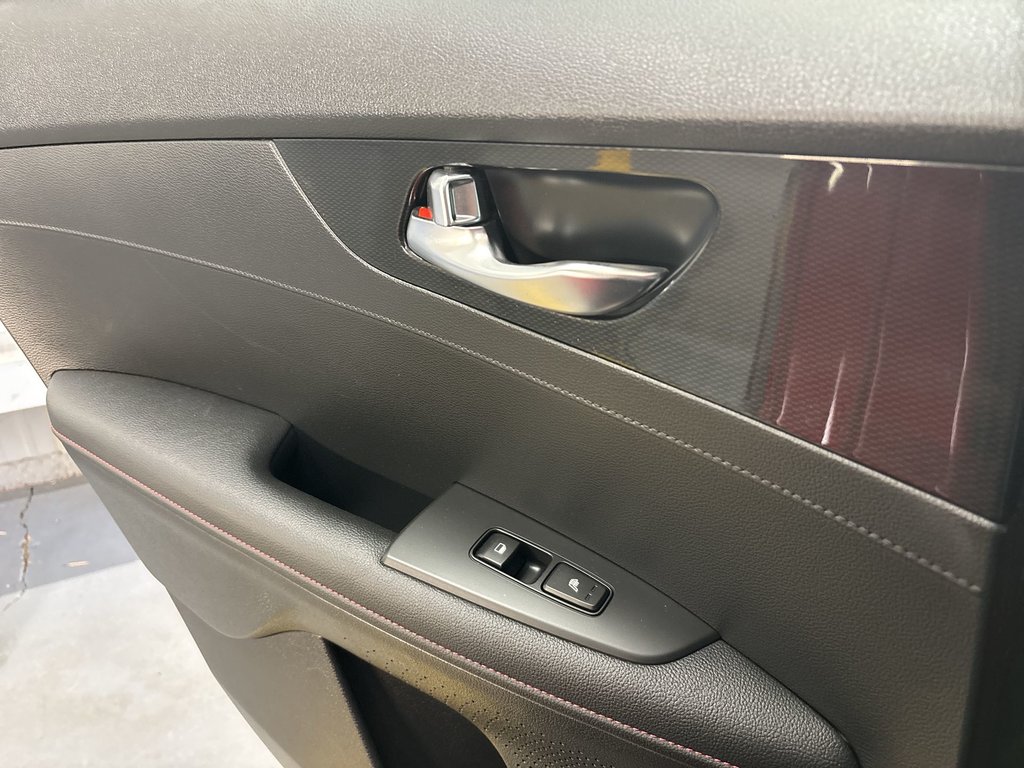 2022 Kia Forte5 GT Leather | Sunroof | Cam | Htd Seats&Wheel in Saint John, New Brunswick - 29 - w1024h768px
