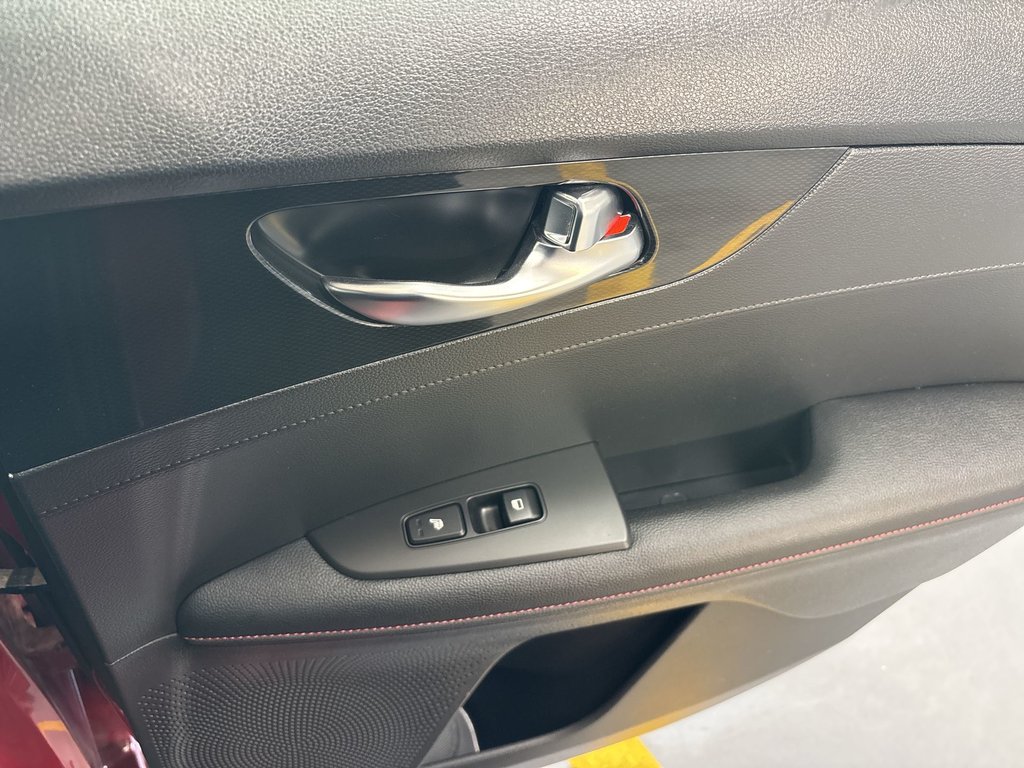 2022 Kia Forte5 GT Leather | Sunroof | Cam | Htd Seats&Wheel in Saint John, New Brunswick - 32 - w1024h768px