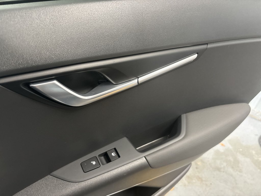 2024 Kia Niro SX Hybrid | Leather | Roof | Nav | Cam | USB in Saint John, New Brunswick - 31 - w1024h768px
