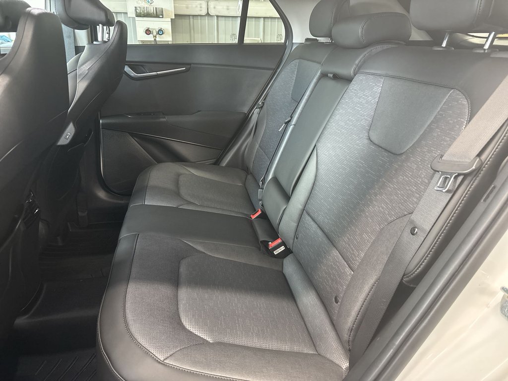 2024 Kia Niro SX Hybrid | Leather | Roof | Nav | Cam | USB in Saint John, New Brunswick - 26 - w1024h768px