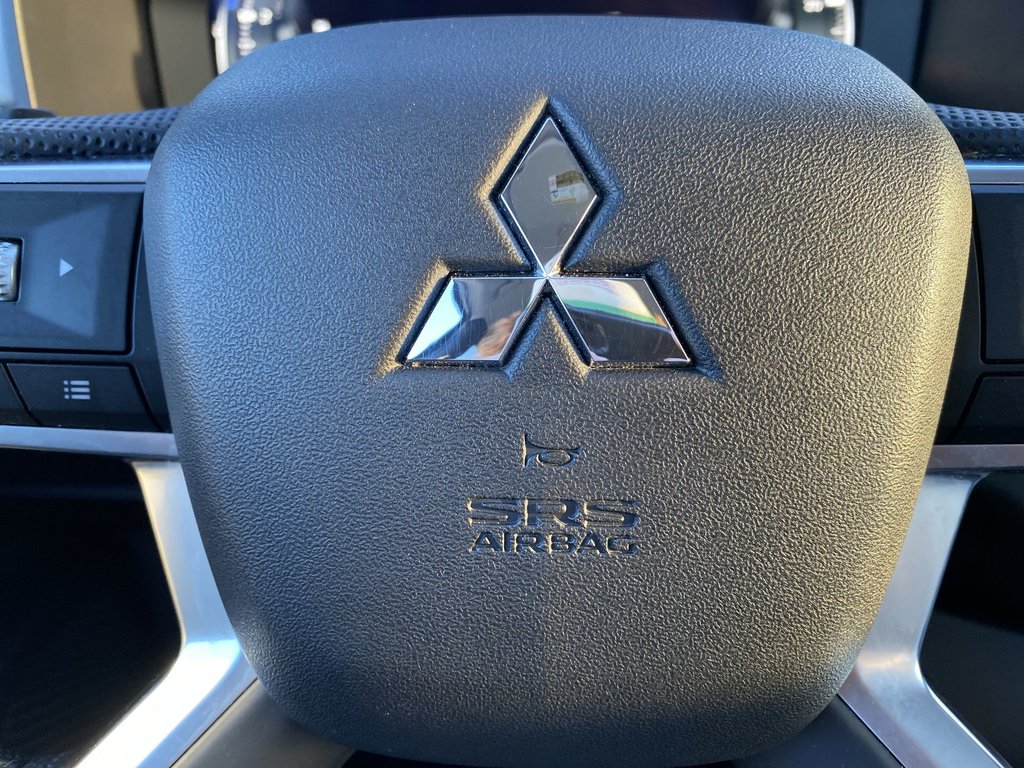 Mitsubishi OUTLANDER PHEV SEL | 7-Pass | Cam | USB | Keyless | Warranty to33 2023 à Saint John, Nouveau-Brunswick - 15 - w1024h768px