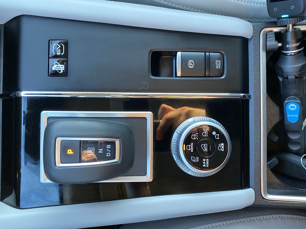 Mitsubishi OUTLANDER PHEV SEL | 7-Pass | Cam | USB | Keyless | Warranty to33 2023 à Saint John, Nouveau-Brunswick - 25 - w1024h768px