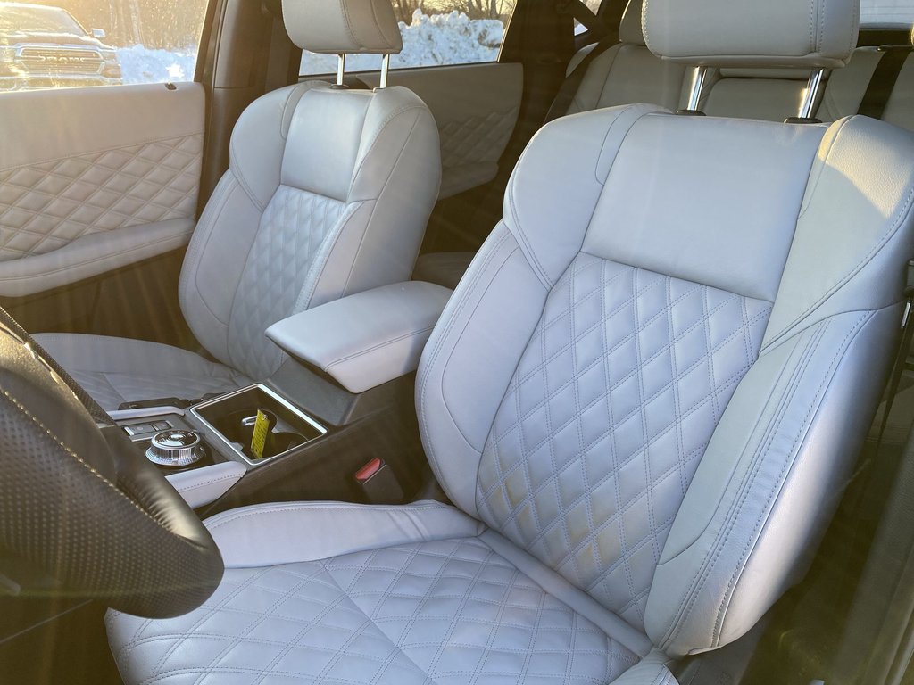 Mitsubishi OUTLANDER PHEV SEL | 7-Pass | Cam | USB | Keyless | Warranty to33 2023 à Saint John, Nouveau-Brunswick - 11 - w1024h768px