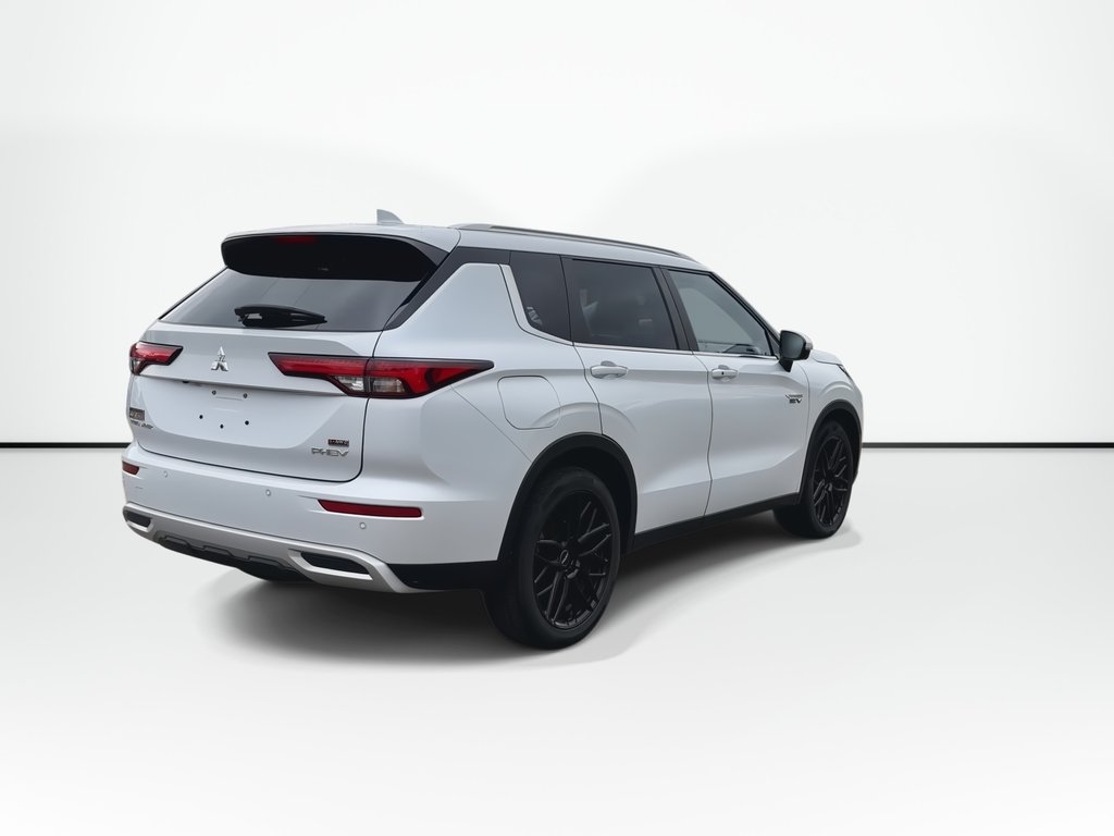 2023 Mitsubishi Outlander PHEV SEL | Leather | PanoRoof | Nav | Cam | HtdSeats in Saint John, New Brunswick - 8 - w1024h768px