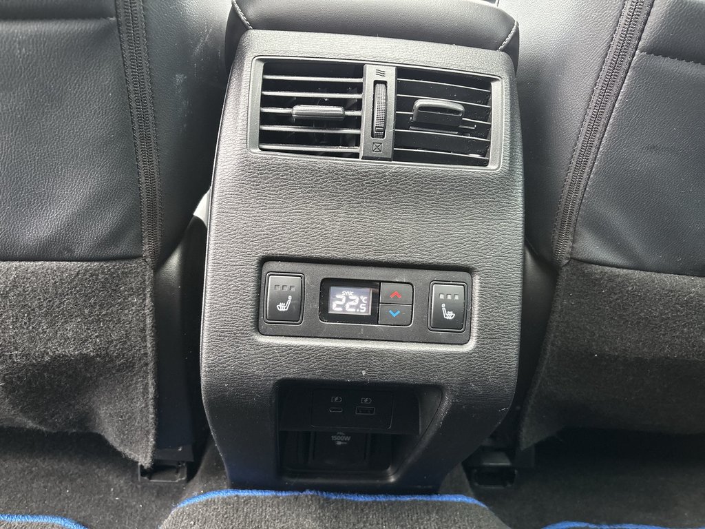 2023 Mitsubishi Outlander PHEV SEL | Leather | PanoRoof | Nav | Cam | HtdSeats in Saint John, New Brunswick - 27 - w1024h768px
