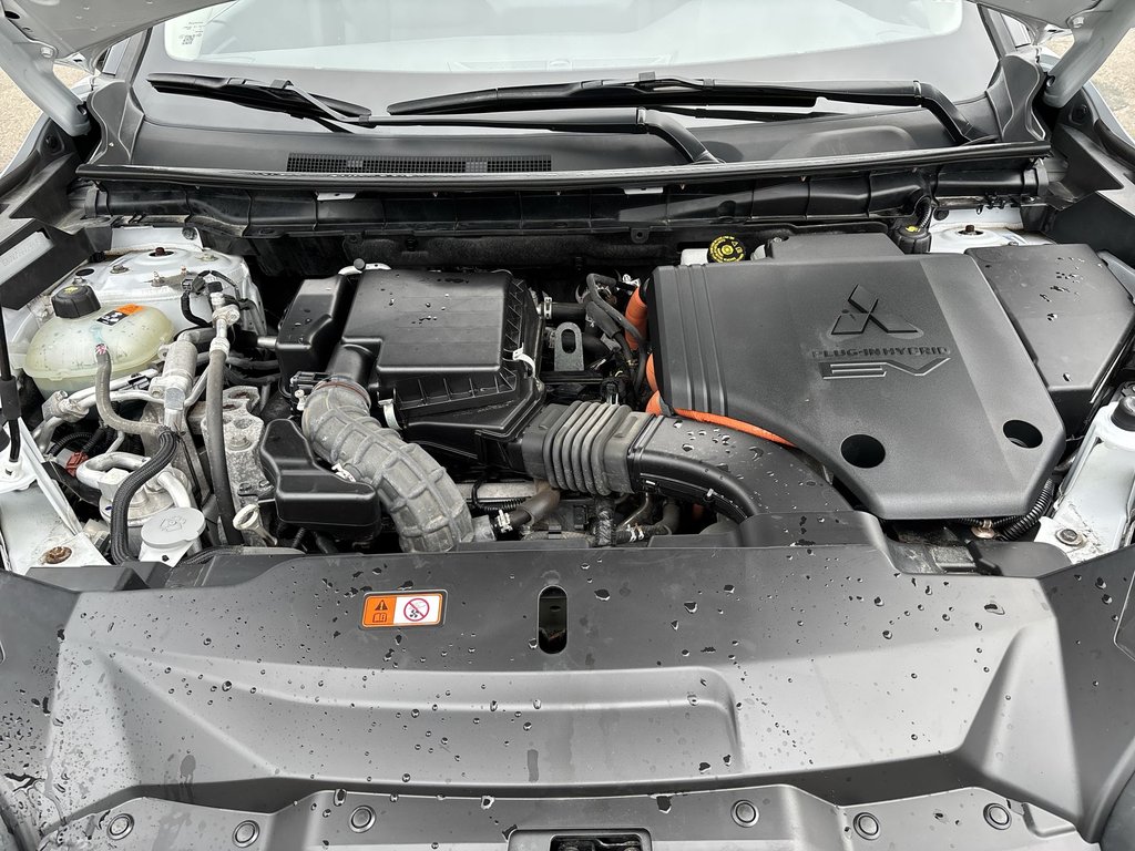 2023 Mitsubishi Outlander PHEV SEL | Leather | PanoRoof | Nav | Cam | HtdSeats in Saint John, New Brunswick - 36 - w1024h768px