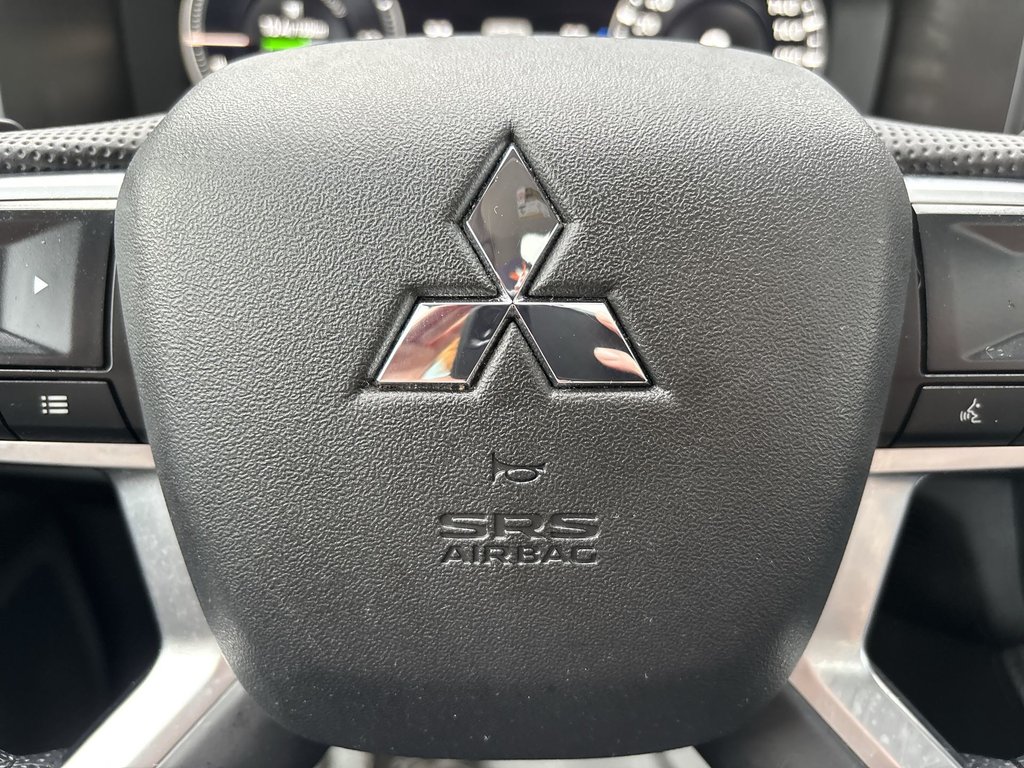 2023 Mitsubishi Outlander PHEV SEL | Leather | PanoRoof | Nav | Cam | HtdSeats in Saint John, New Brunswick - 15 - w1024h768px
