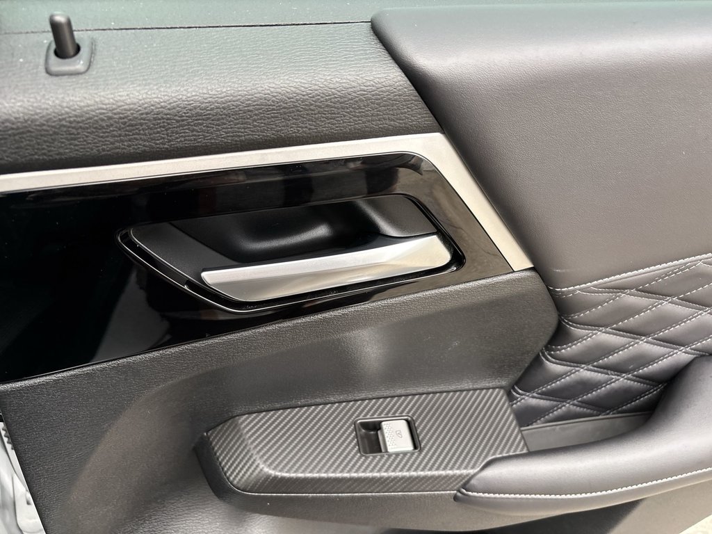 2023 Mitsubishi Outlander PHEV SEL | Leather | PanoRoof | Nav | Cam | HtdSeats in Saint John, New Brunswick - 31 - w1024h768px