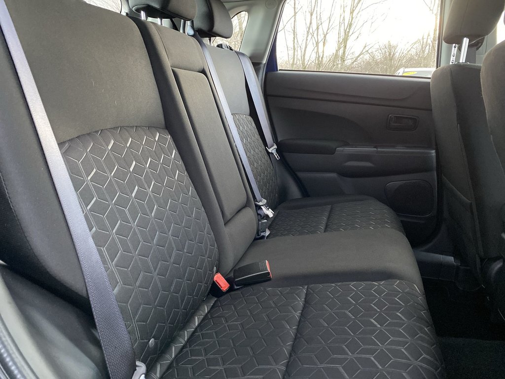 Mitsubishi RVR ES | Cam | USB | AutoClimate | Warranty to 2034 2024 à Saint John, Nouveau-Brunswick - 30 - w1024h768px