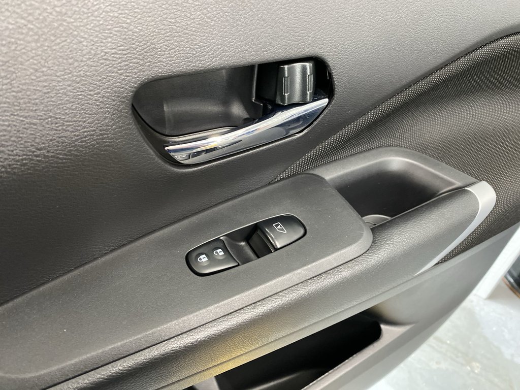 Nissan KICKS PLAY SV 2025 à Saint John, Nouveau-Brunswick - 35 - w1024h768px