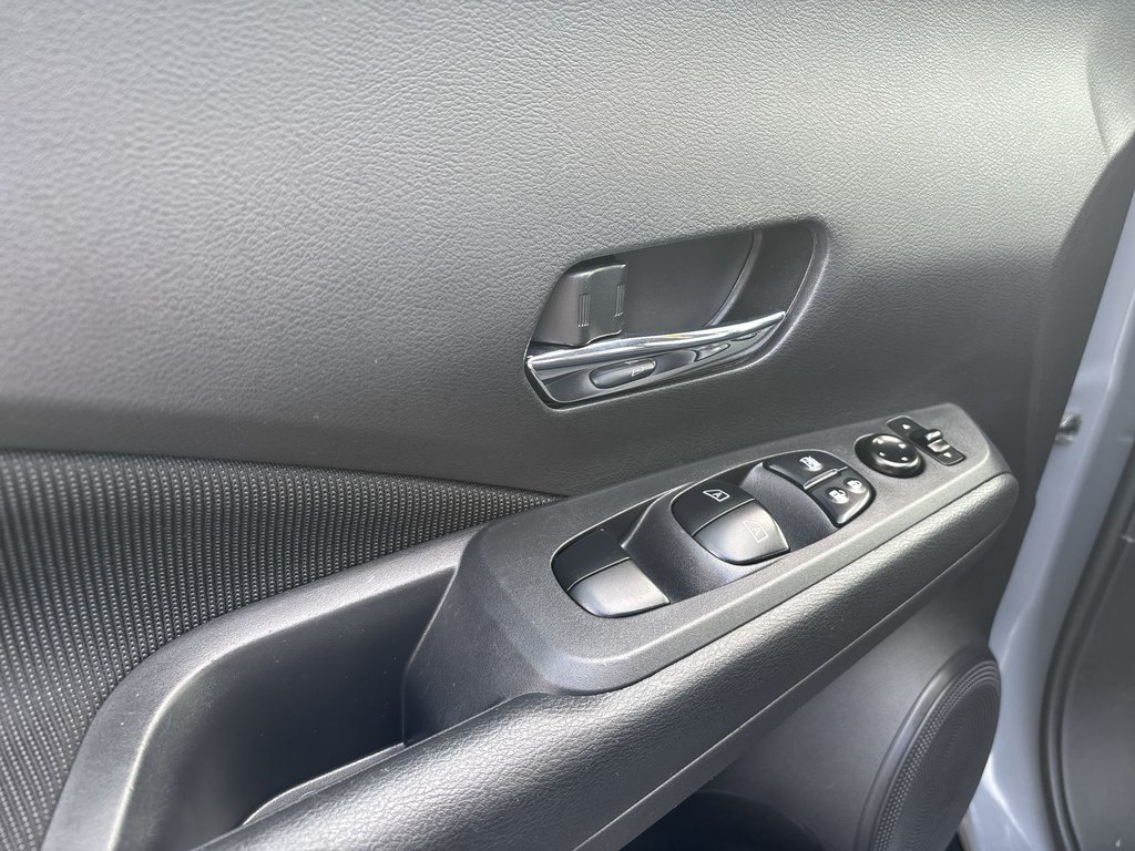 2021 Nissan KICKS BASE in Saint John, New Brunswick - 13 - w1024h768px