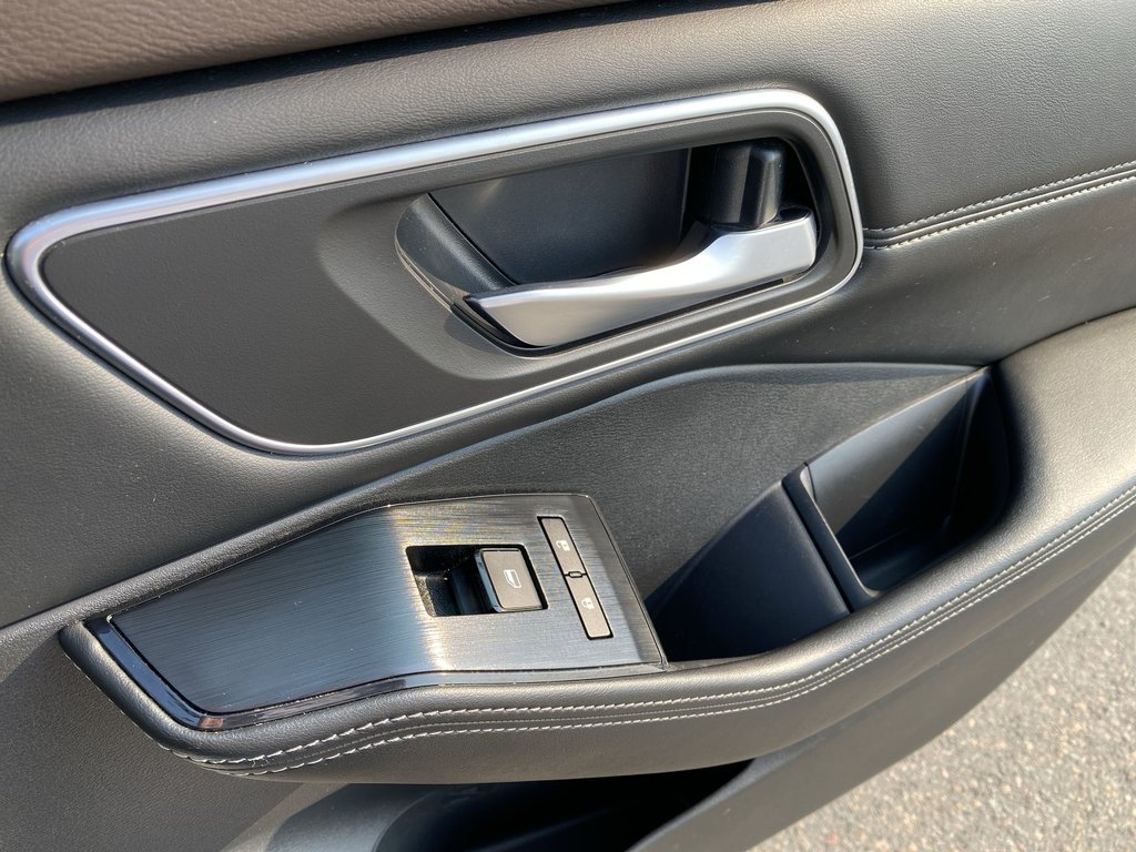 2021 Nissan ROGUE in Antigonish, Nova Scotia - 36 - w1024h768px