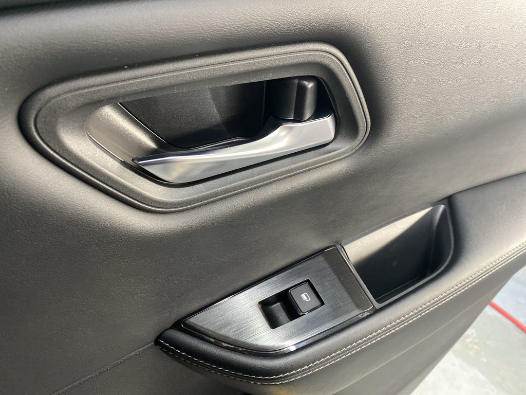 2025 Nissan ROGUE SV MOONROOF in Saint John, New Brunswick - 32 - w1024h768px