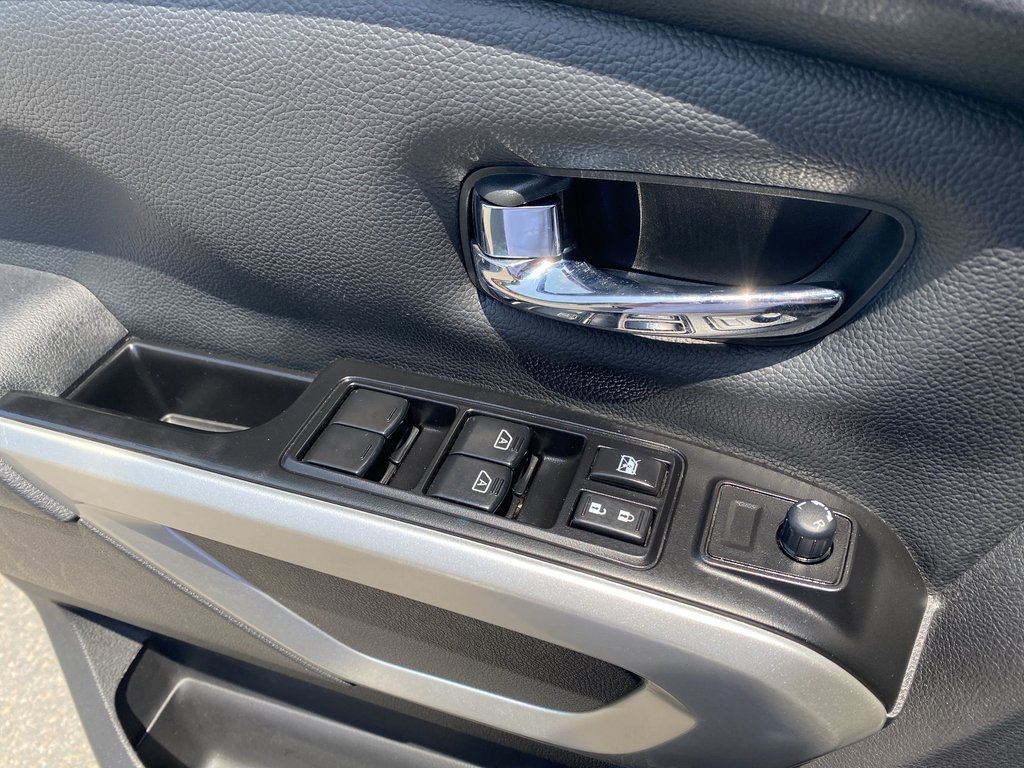 2019 Nissan TITAN SV | Cam | USB | Bluetooth | Cruise in Saint John, New Brunswick - 13 - w1024h768px
