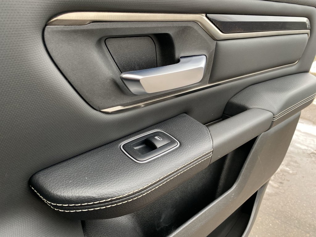 Ram 1500 SPORT | 360Cam | USB | HtdWheel | LaneAsst 2022 à Saint John, Nouveau-Brunswick - 32 - w1024h768px