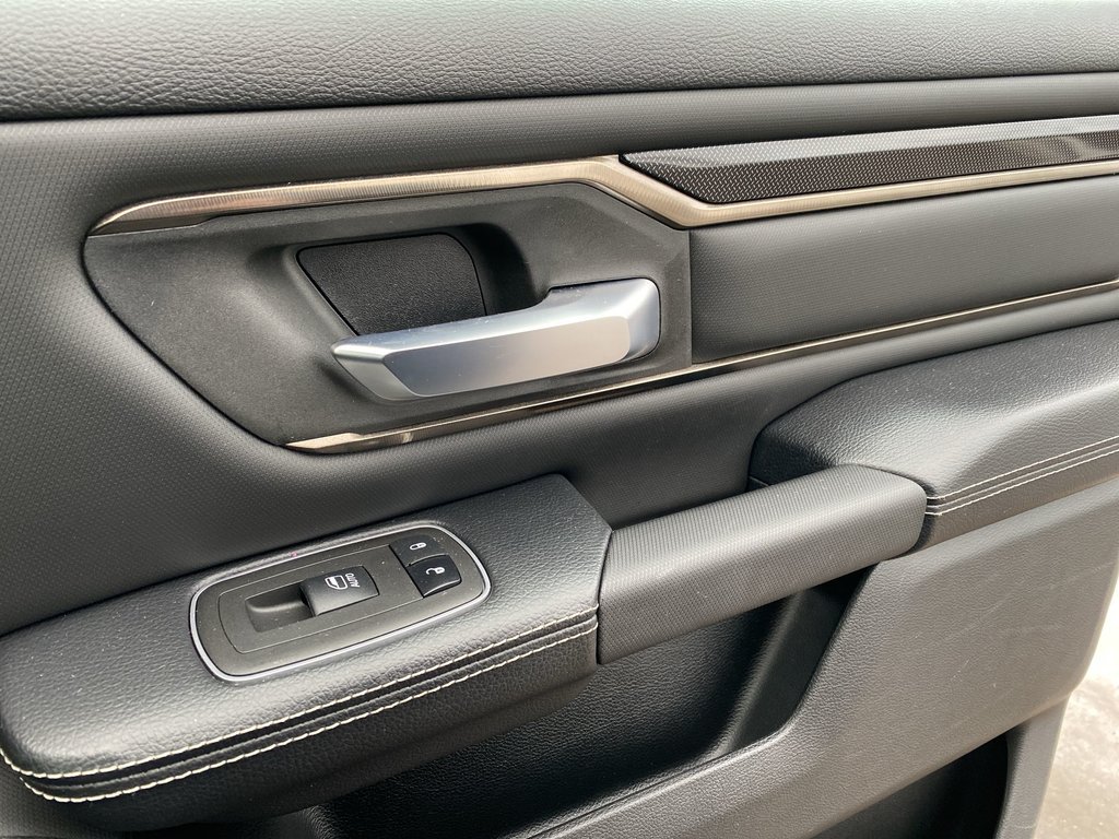 Ram 1500 SPORT | 360Cam | USB | HtdWheel | LaneAsst 2022 à Saint John, Nouveau-Brunswick - 36 - w1024h768px