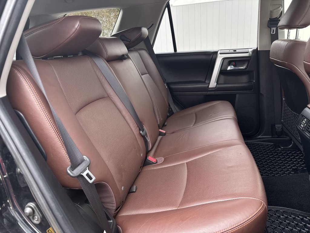 2017 Toyota 4Runner SR5 | Leather | Roof | Nav | Cam | HtdWheel in Saint John, New Brunswick - 30 - w1024h768px