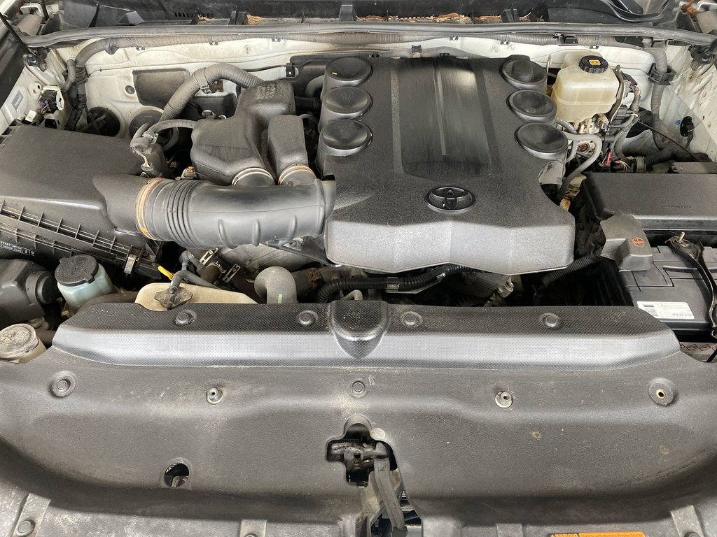 Toyota 4RUNNER SR5 | 4WD | V6 | Bluetooth 2018 à Saint John, Nouveau-Brunswick - 37 - w1024h768px