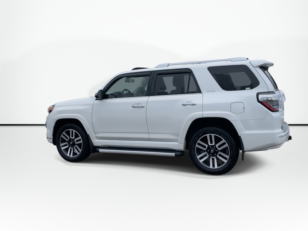 2018 Toyota 4RUNNER SR5 | 4WD | V6 | Bluetooth in Saint John, New Brunswick - 6 - w1024h768px