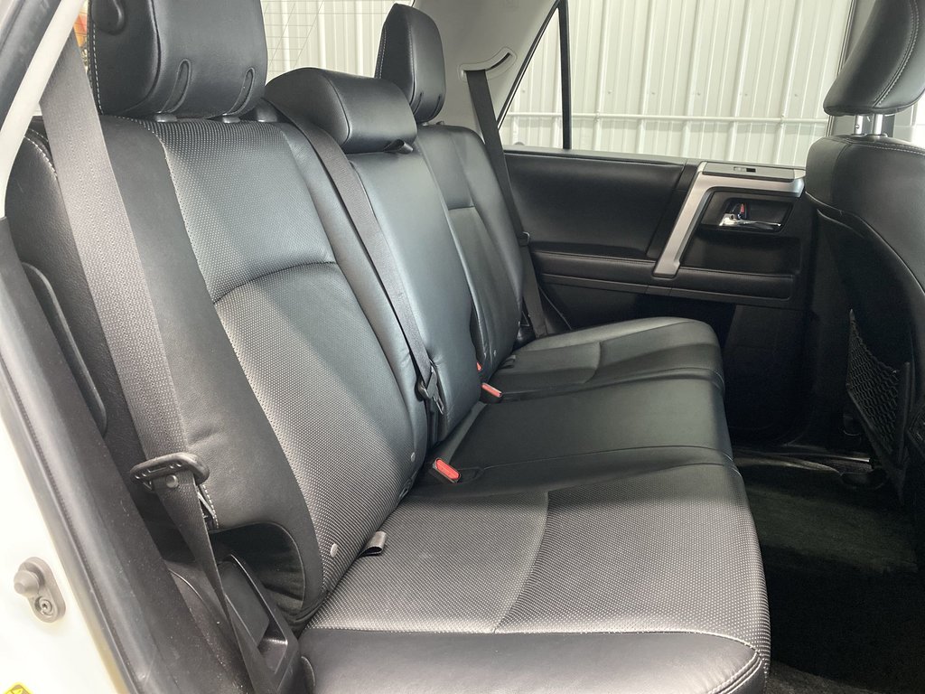 Toyota 4RUNNER SR5 | 4WD | V6 | Bluetooth 2018 à Saint John, Nouveau-Brunswick - 31 - w1024h768px