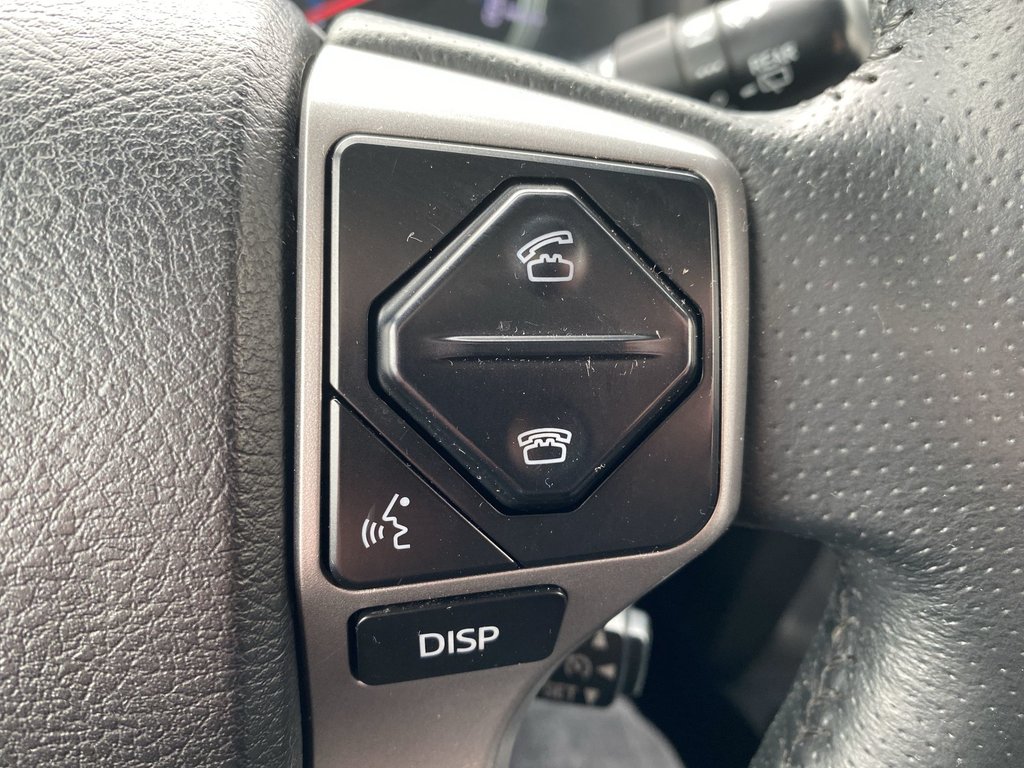 Toyota 4RUNNER SR5 | 4WD | V6 | Bluetooth 2018 à Saint John, Nouveau-Brunswick - 18 - w1024h768px