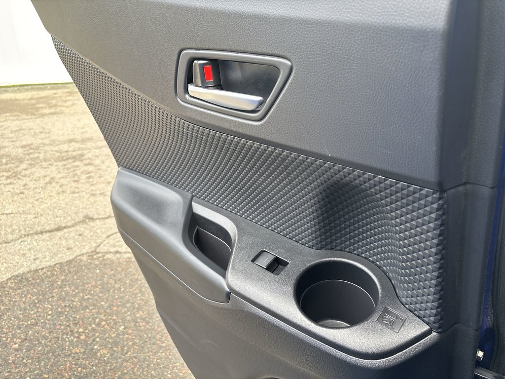 2020 Toyota C-HR XLE Premium | Leather | Cam | USB | HtdWheel in Saint John, New Brunswick - 28 - w1024h768px