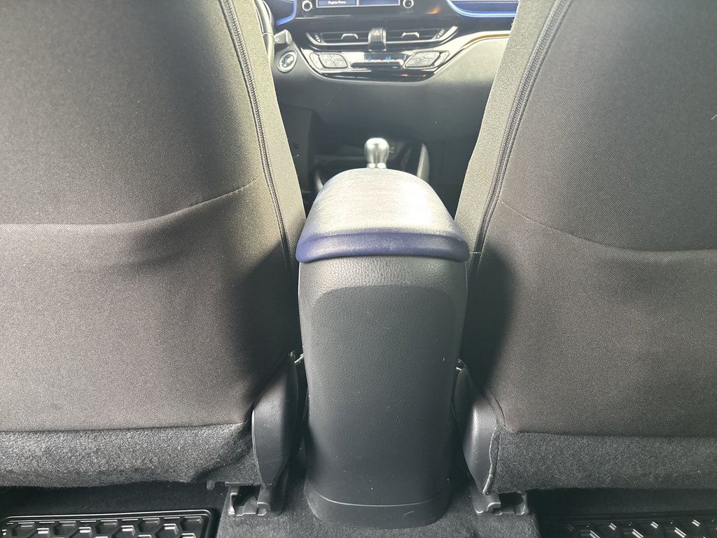 2020 Toyota C-HR XLE Premium | Leather | Cam | USB | HtdWheel in Saint John, New Brunswick - 27 - w1024h768px