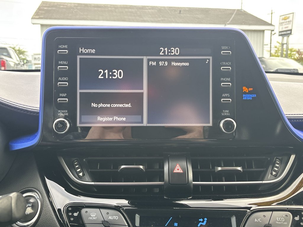 2020 Toyota C-HR XLE Premium | Leather | Cam | USB | HtdWheel in Saint John, New Brunswick - 21 - w1024h768px
