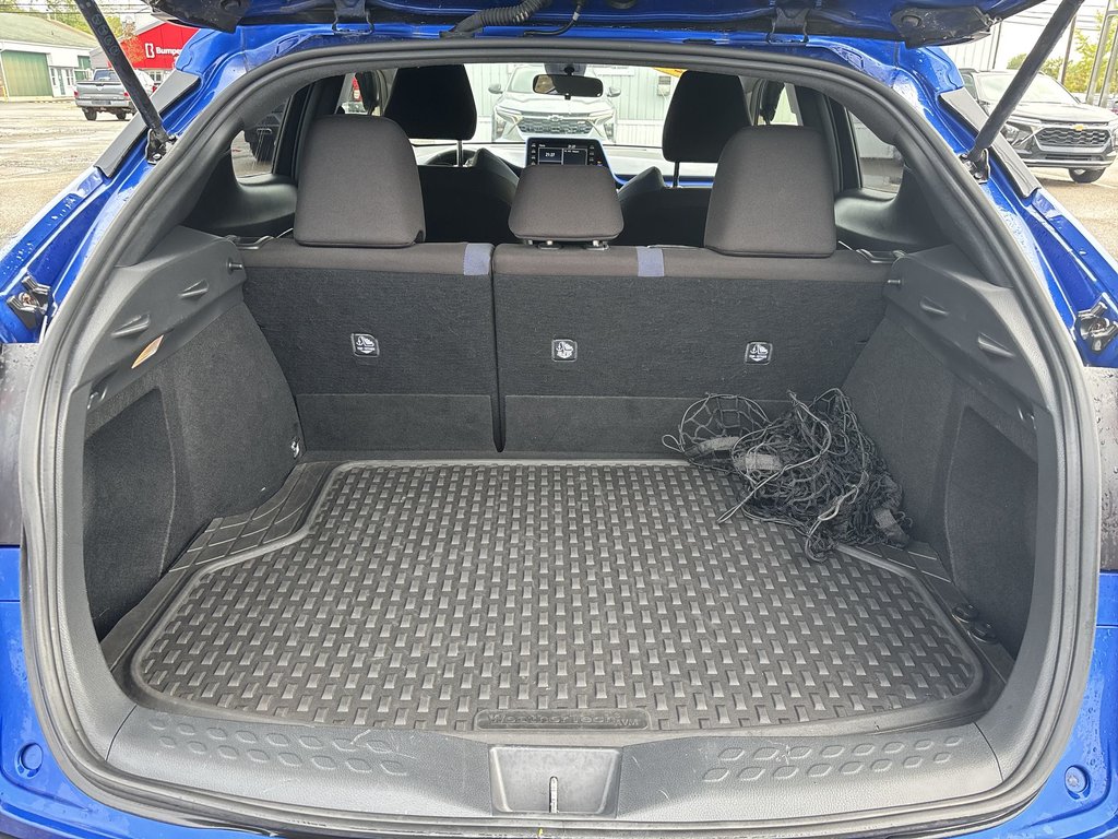 2020 Toyota C-HR XLE Premium | Leather | Cam | USB | HtdWheel in Saint John, New Brunswick - 29 - w1024h768px